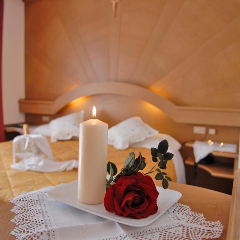 Hotel Catinaccio - Camera Standard Matrimoniale/Doppia con Letti Singoli - 11