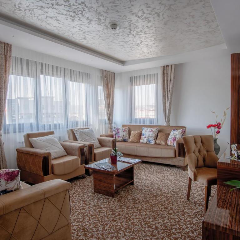 New Hotel - Superior Suite - 10