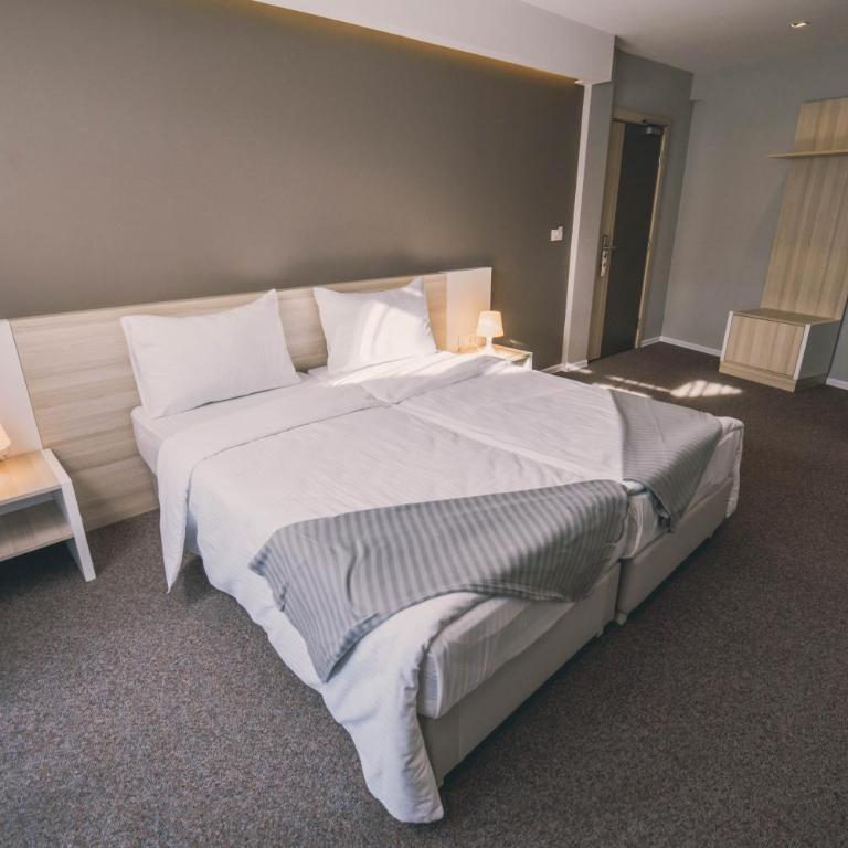 Hotel Nova Bentbaša - Dvokrevetna Soba s Bračnim Krevetom/ 2 Zasebna Kreveta i Pogledom - 2