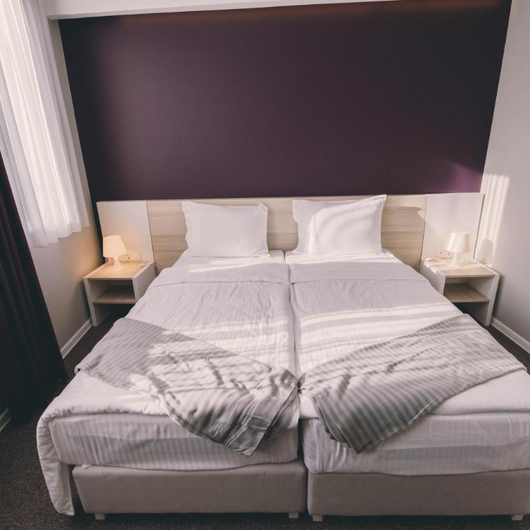 Hotel Nova Bentbaša - Dvokrevetna Soba s Bračnim Krevetom/ 2 Zasebna Kreveta i Pogledom - 3