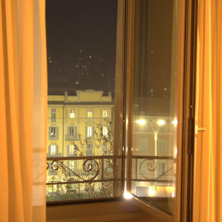 Hotel Metropole Suisse - Camera Matrimoniale/Doppia con Letti Singoli con Vista Lago Parziale - 4