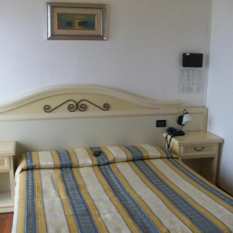 Hotel Mondial - Camera Matrimoniale/Doppia con Letti Singoli con Vista Mare - 6
