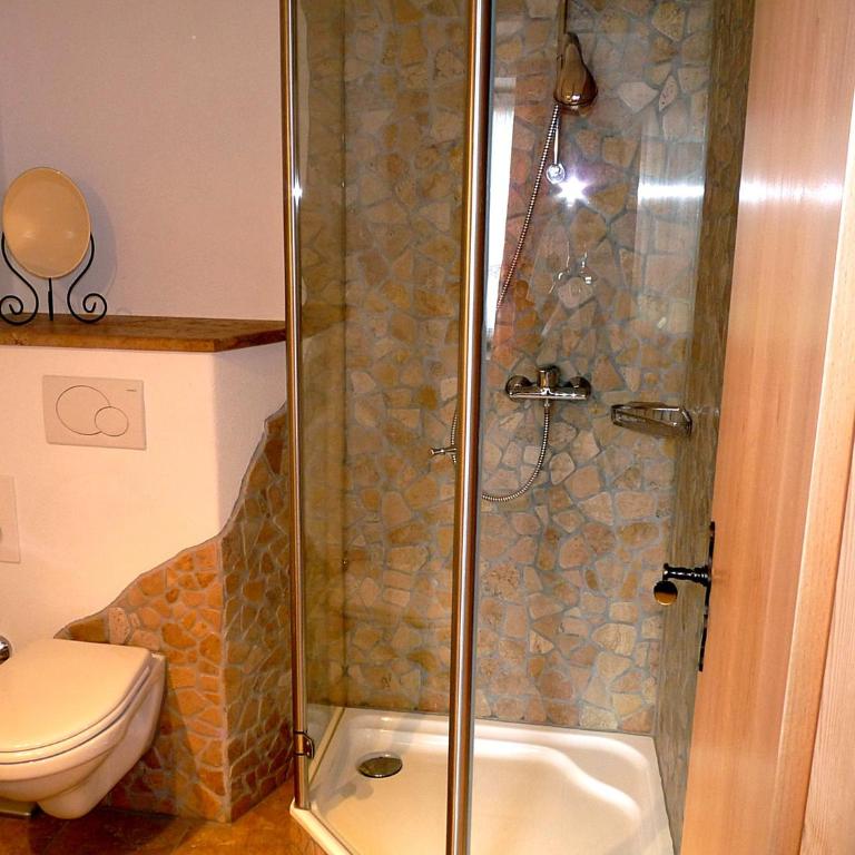 Gästehaus Pointner - Doppelzimmer mit Bergblick - 4