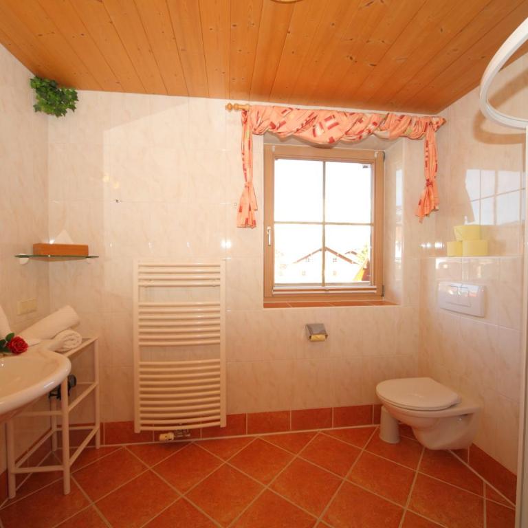 Landhaus Steiner - Doppel- oder Zweibettzimmer - 3