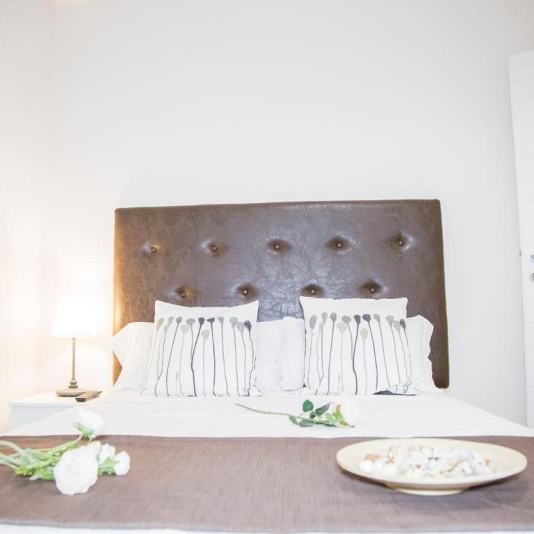 Vatican Suite 383 - Double Room with Private External Bathroom - 2