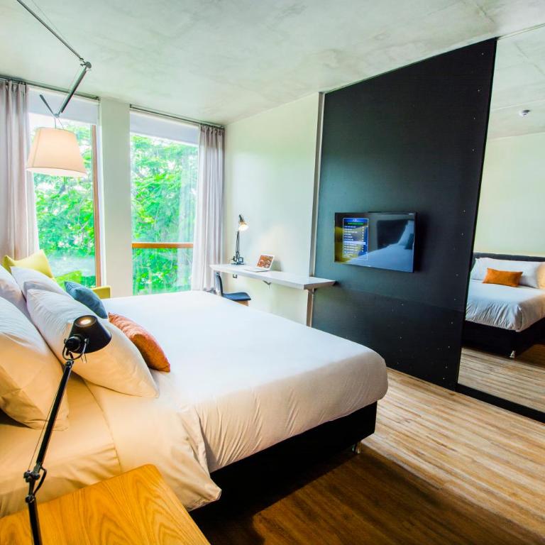 Five Hotel & Residences - Superior Double Room - 2