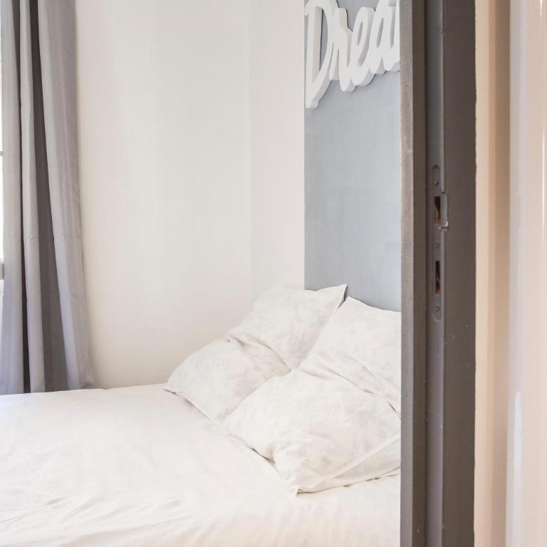 Place du Palais 3° - Appartement 1 Chambre - 15