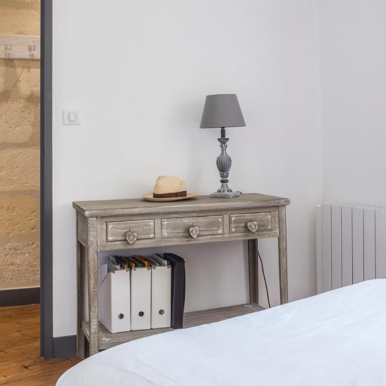 Place du Palais 3° - Appartement 1 Chambre - 11
