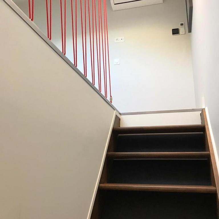 F2 chambre en duplex (calme) plein centre ville 1 min de la plage - Appartamento - 12
