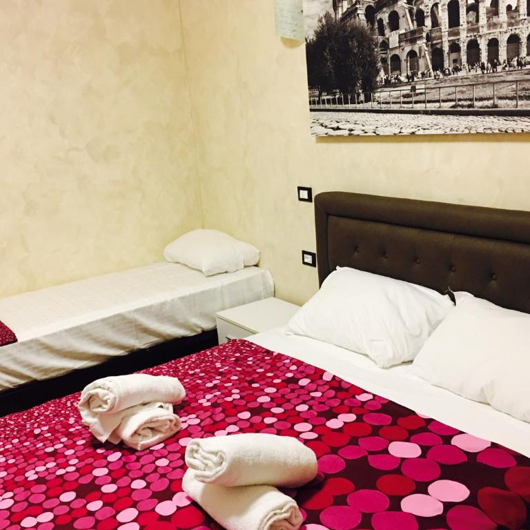 Favola Romana - Guest House - Camera Tripla con Bagno Privato - 5