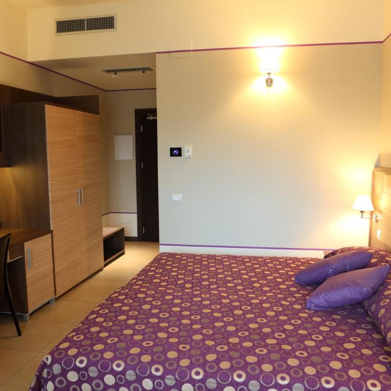 Hotel Milazzo - Camera Matrimoniale Standard con Balcone - 4