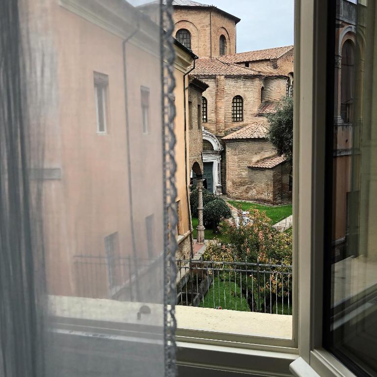Le Case Di San Vitale - Camera Matrimoniale Superior - 1
