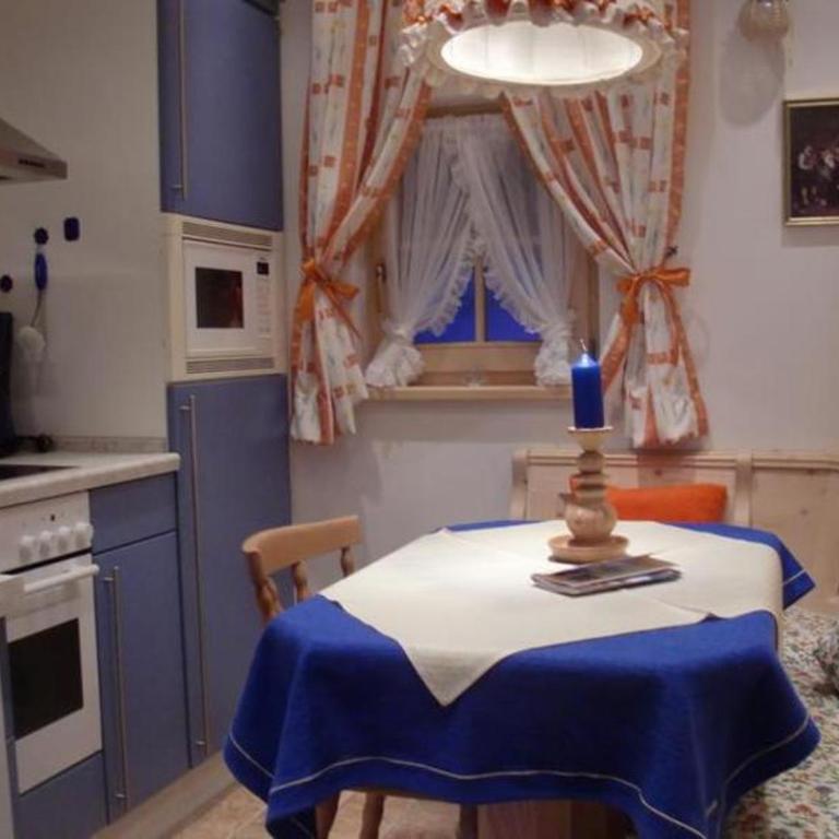 Hutzenauerhof - Apartment mit 1 Schlafzimmer - 2
