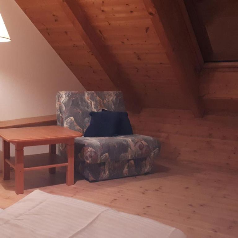 Landgasthof Pfeffermühle - Appartement avec Balcon - 12