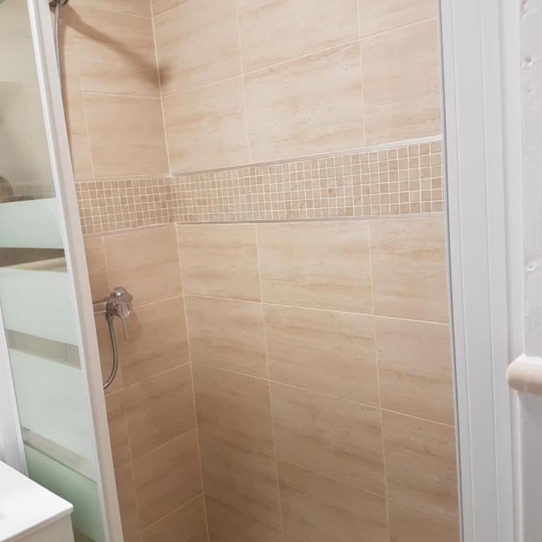 Casa Botes - Habitación Familiar con baño privado - 21