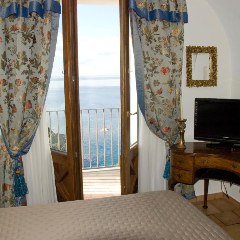 San Francesco Resort - Double Room with Sea View - 11
