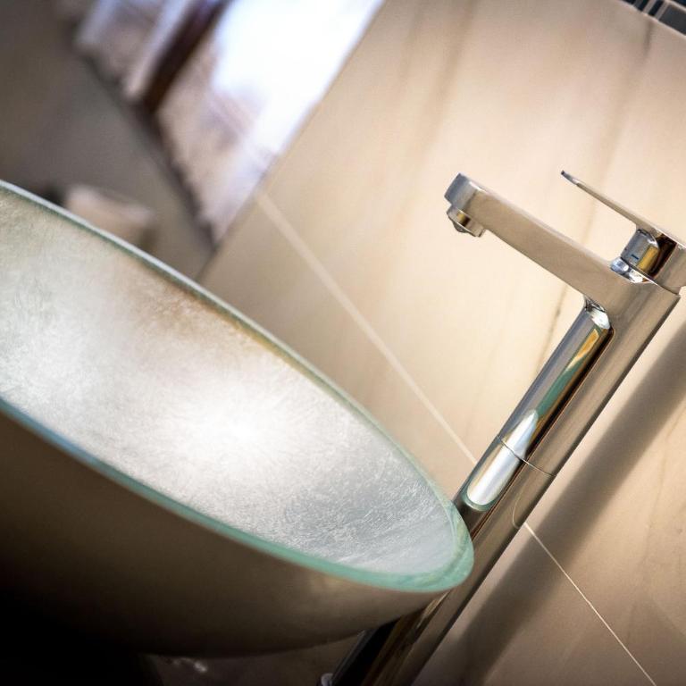 Residenza Conte di Cavour & Rooftop - dBe Hotels - Camera Matrimoniale Classic - 17