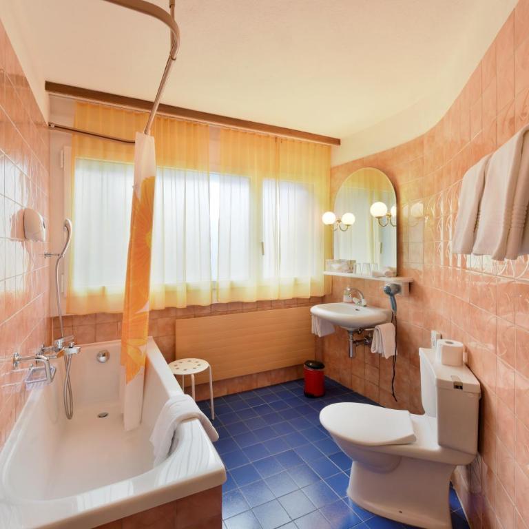 Schlosshotel - Self Check-In Hotel - Superior Doppelzimmer - 3