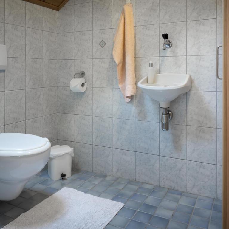 Hauserhof am Goldberg - Apartment mit 2 Schlafzimmern und Balkon - 10