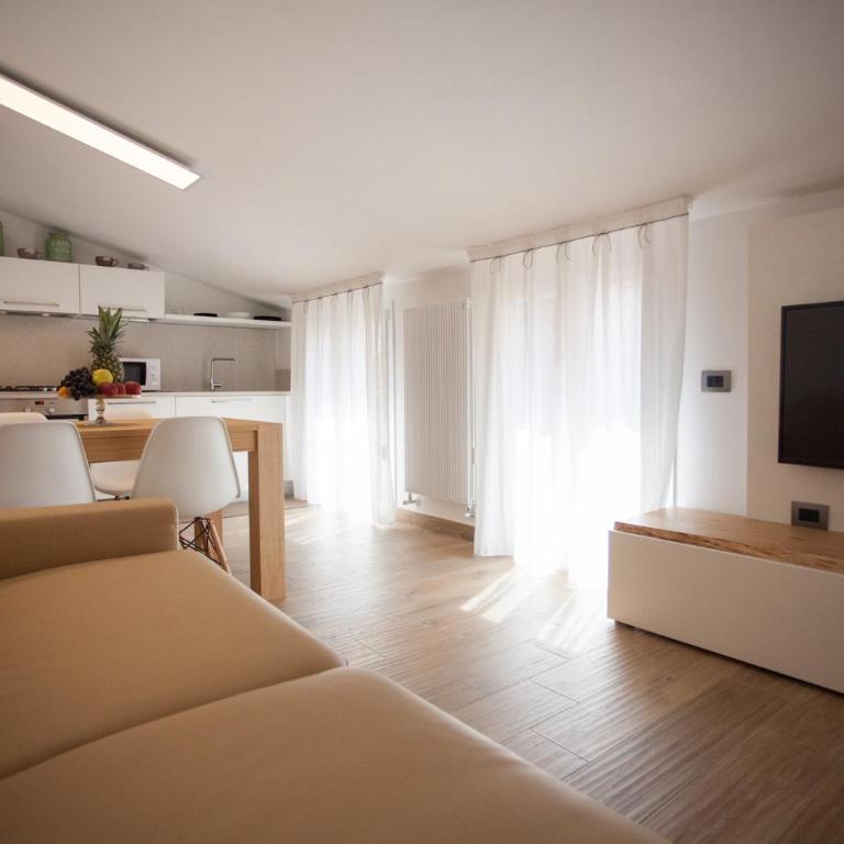 Residence Torino - Alloggio Quarto Piano Mansardato - 1