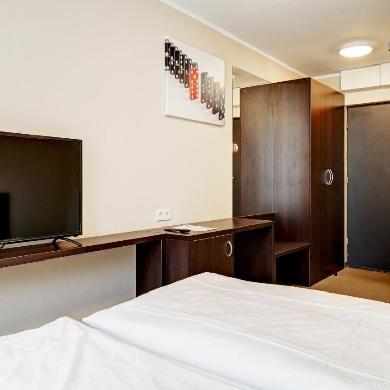 24Seven Hotel Nürnberg - Chambre Double - 6
