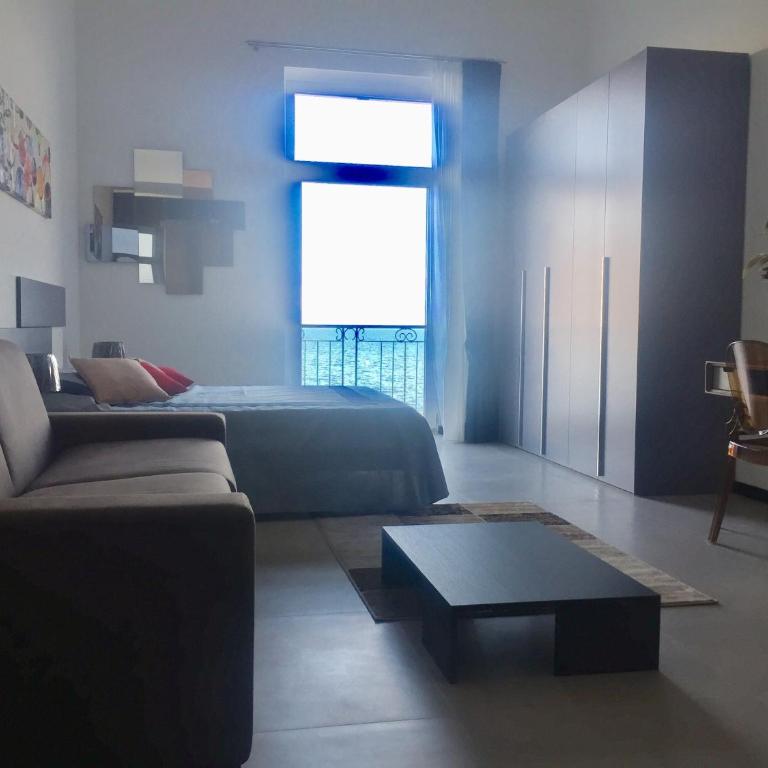 Residenza Santa Lù B&B - Camera Deluxe Matrimoniale con Vista Mare - 2