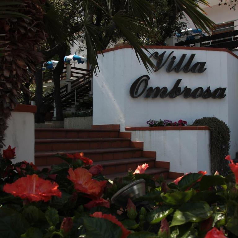 Hotel Villa Ombrosa - Camera Matrimoniale/Doppia con Letti Singoli - 7