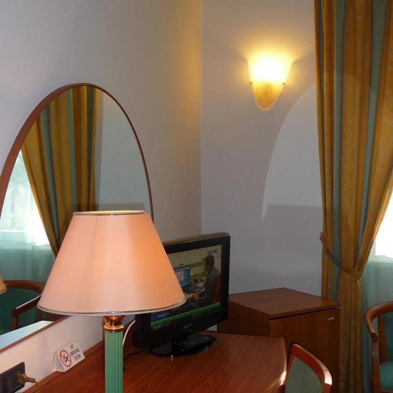 Hotel Cristallo - Camera Tripla Superior - 1