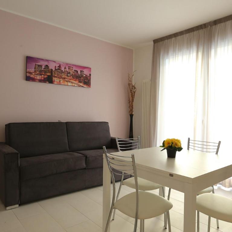 Residenza Riva Azzurra - One-Bedroom Apartment - 4