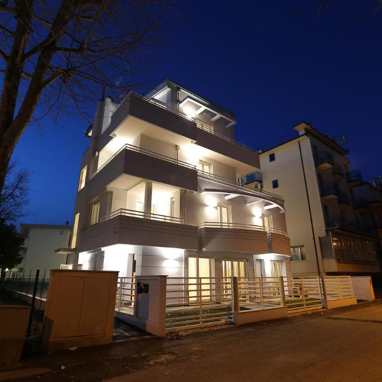 Residenza Riva Azzurra - One-Bedroom Apartment - 3