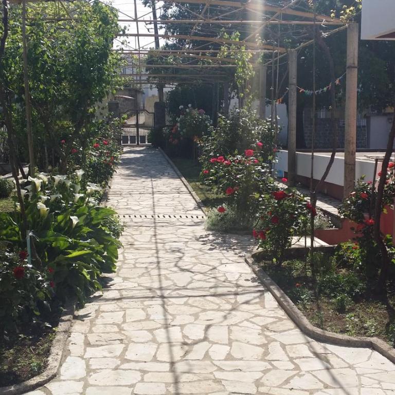 Stone Circle Apartments - Two-Bedroom Apartment - 23