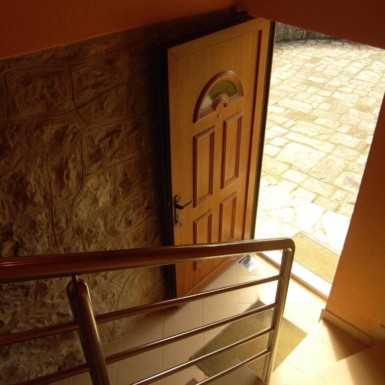 Stone Circle Apartments - Two-Bedroom Apartment - 6