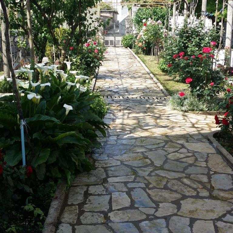 Stone Circle Apartments - Two-Bedroom Apartment - 22