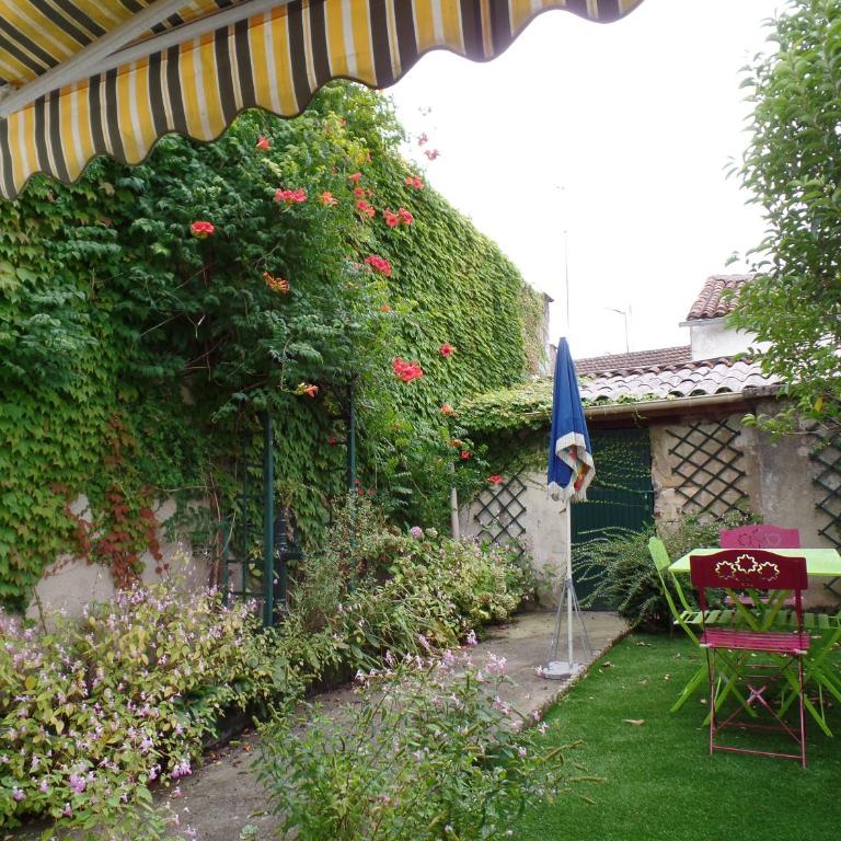 Gite chez Cyrano - Maison de Ville 2 Chambres - 3