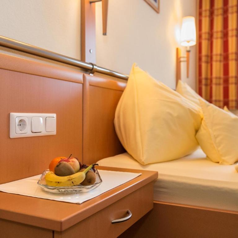 Pension Elisabeth - Dreibettzimmer - 1