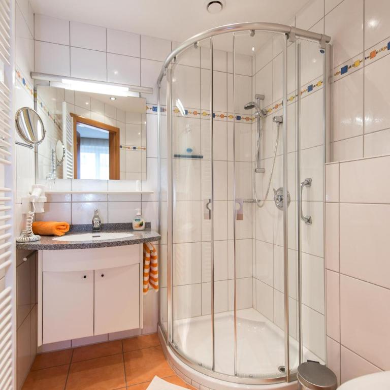 Pension Elisabeth - Einzelzimmer mit Balkon - 1