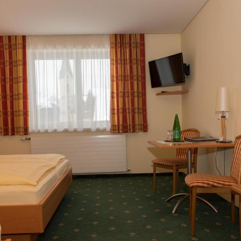 Pension Elisabeth - Dreibettzimmer - 4