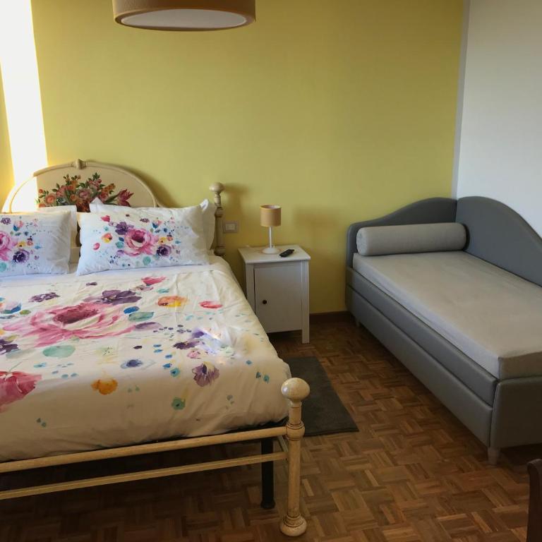 La Ghirlanda B&B - Camera Familiare con Bagno Privato - 2