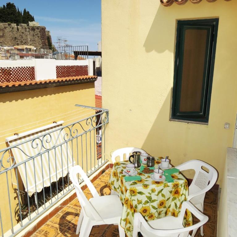 Casa Vittorio B&b - Double Room with Sea View - 9
