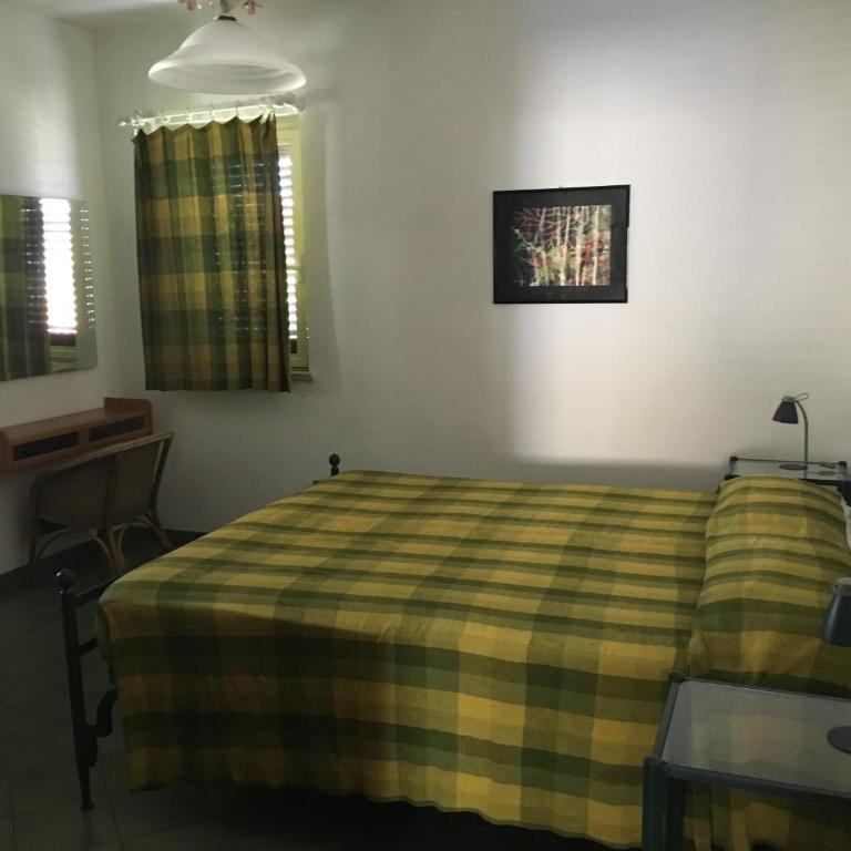 Girasole sul mare ,new kitchen washdisher , air conditioning, garage moto, 200 m from centre, 300 m from beach ,wifi, CIN - Two-Bedroom Apartment - 11
