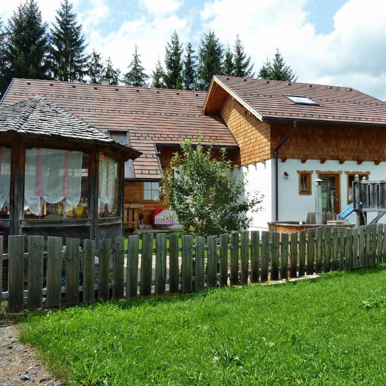 Zimmer im Lungau - Apartment mit 2 Schlafzimmern und Balkon - 1
