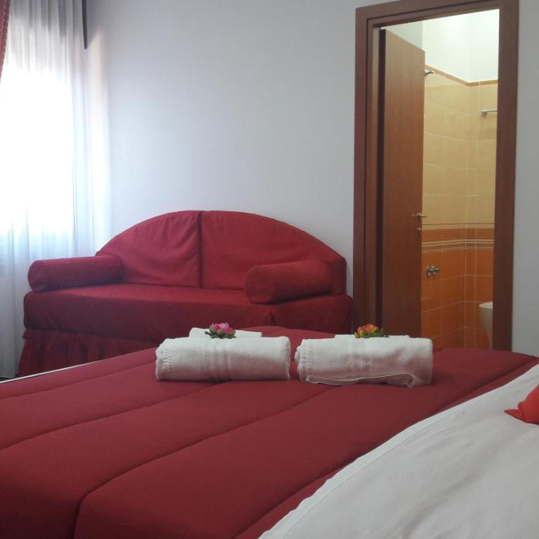 B&B Cornelia - Camera Tripla con Bagno Privato - 12