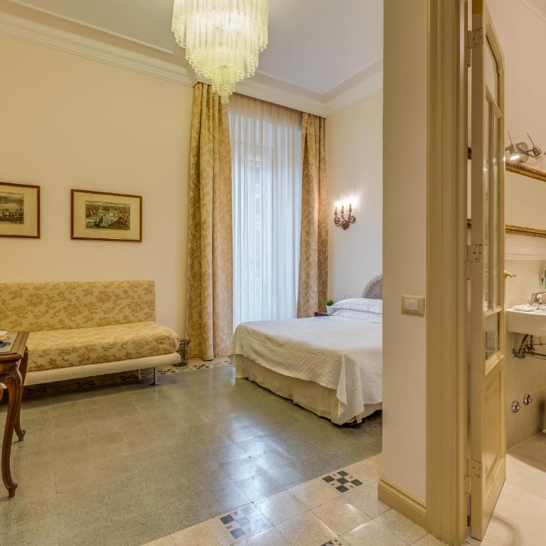 Rome Charming Suites - Camera Tripla Deluxe - 6