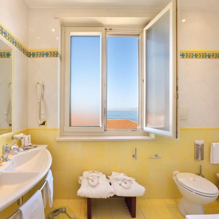 Hotel Continental - Junior Suite with Sea View - 2