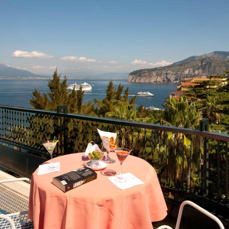 Hotel Continental - Suite with Sea View - 7