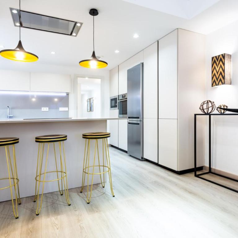 ELEVEN Apartments Real de la Carretería, by Homing U - Apartamento de 2 dormitorios - 1