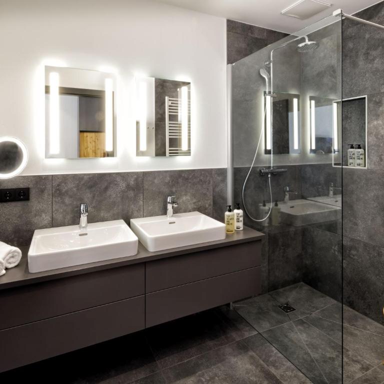 Das KATSCHBERG Superior - Junior Suite (2 Erwachsene) - 2