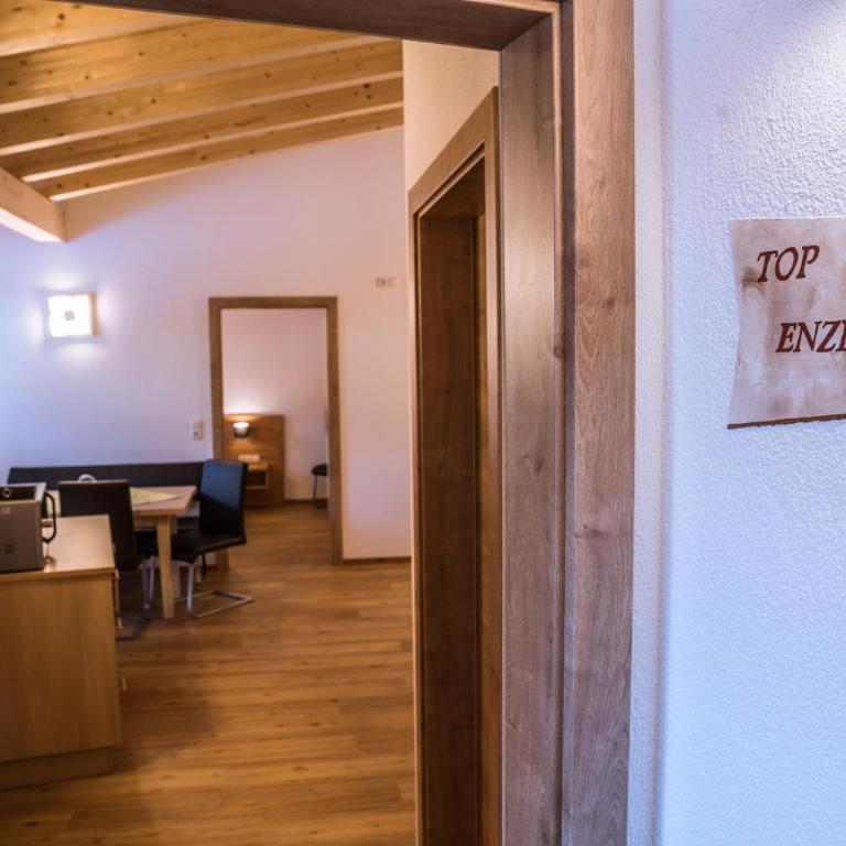 Gästehaus Runhof - Apartment mit Balkon - 1
