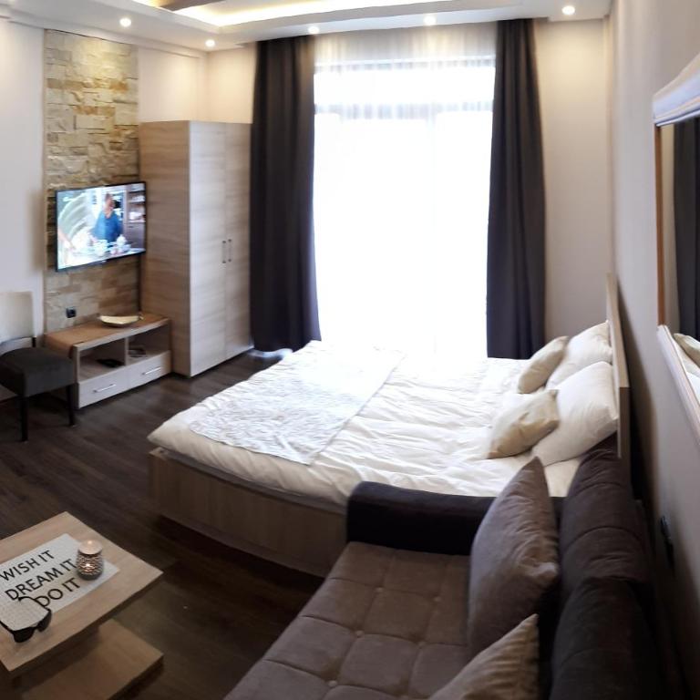 Milmari Apartments Joy M17 - Apartment - 37