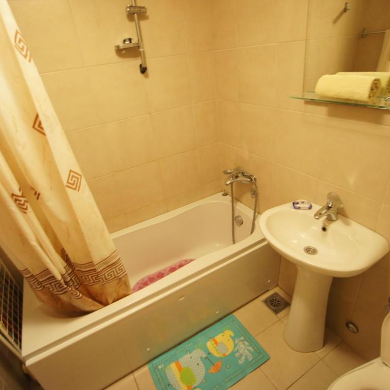 Petrovac Bay Apartments - Two-Bedroom Apartment with Balcony - 3